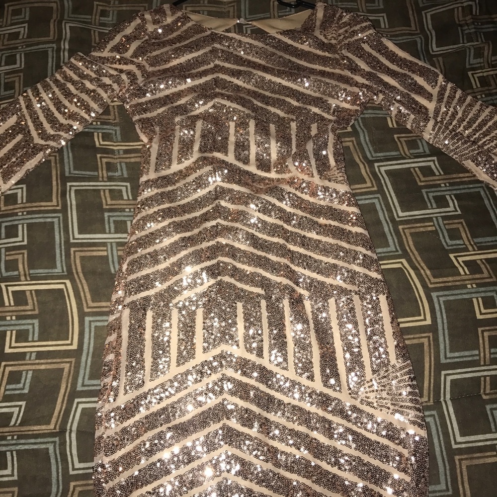 short sequence dress homecoming dress (NEVER WORN)